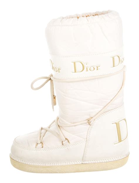 dior moonboot|christian dior moon boots.